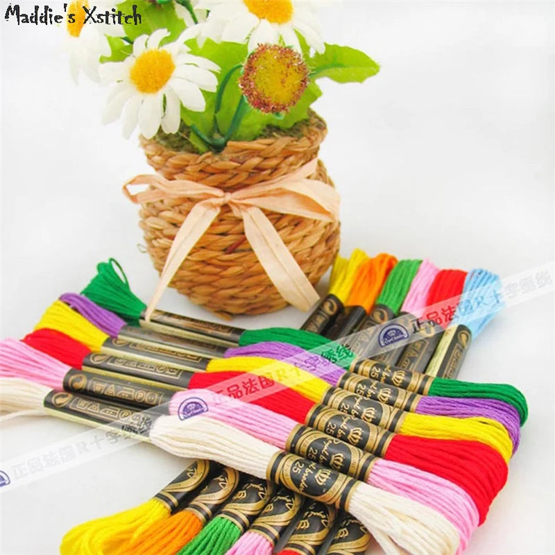Zestaw Haftu Krzyżykowego XIUSPRING 18CT – Motyw Kreskówkowy | Bawełna 100%, Płótno 25×25 cm | Dekoracja DIY